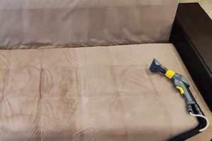 Химчистка дивана из микрофибры цена